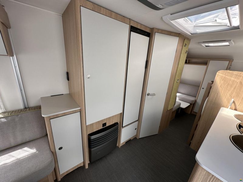 Dethleffs Aero 530 KR up