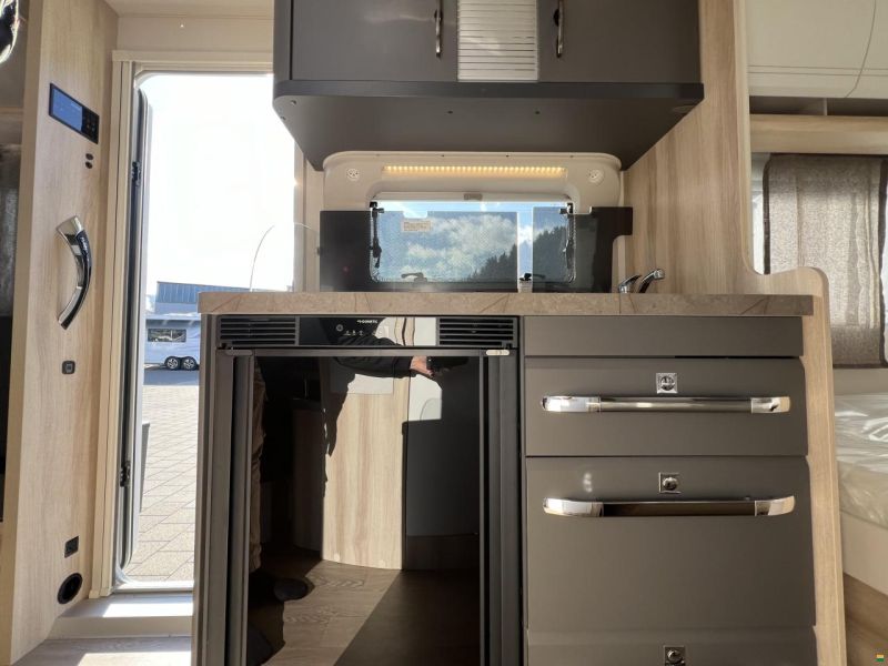 Hobby 460 LU De Luxe (O06)