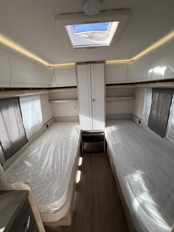 Hobby 460 LU De Luxe (O06)