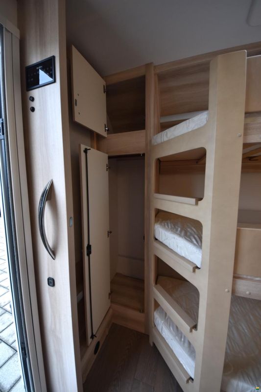 Hobby 560 KMFe De Luxe