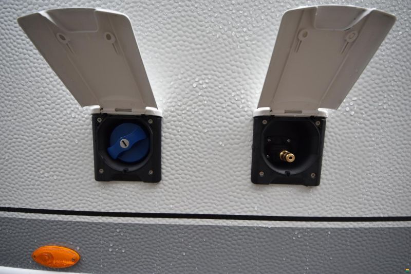 Hobby 560 KMFe De Luxe