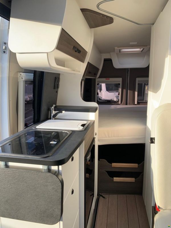 Van Tourer 600 L Comfort Fiat MJT 140 PS