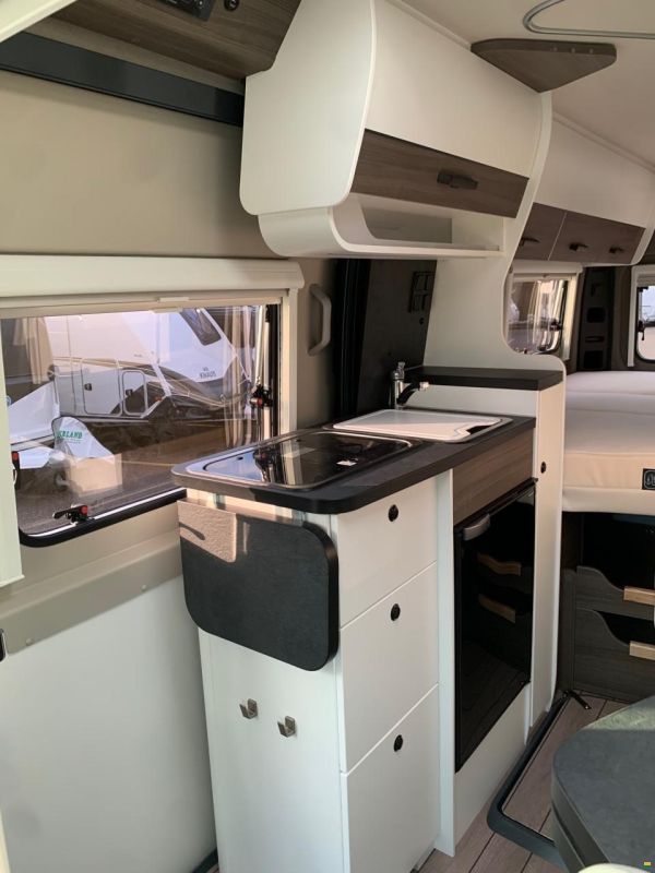 Van Tourer 600 L Comfort Fiat MJT 140 PS