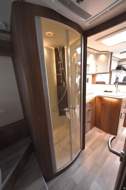 Kabe Imperial i860 LQB 2024