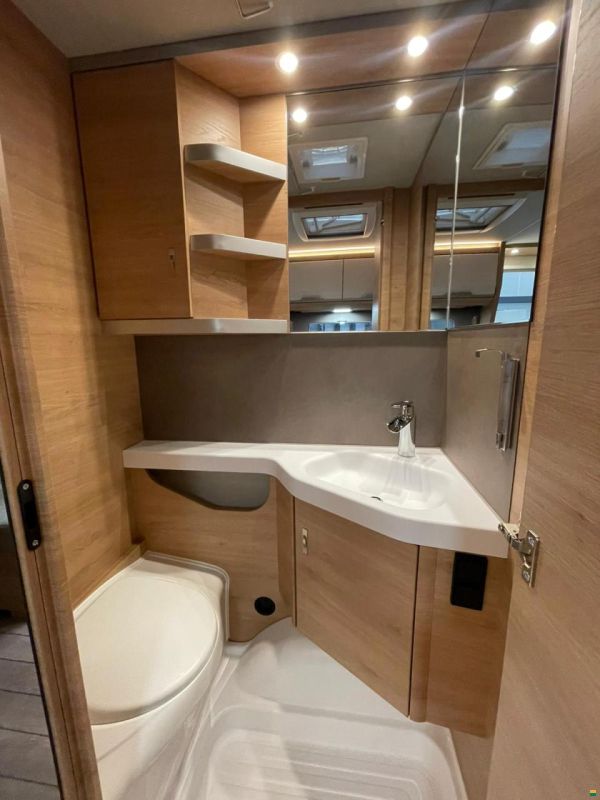 Knaus Südwind 460 EU