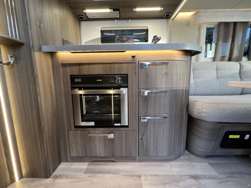 Kabe Royal 560 GLE KS