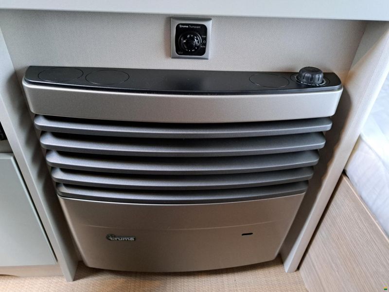 Bürstner Premio 495 TK Black Forest