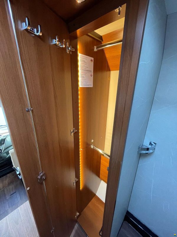 Carthago Liner For Two I 53 L - Iveco