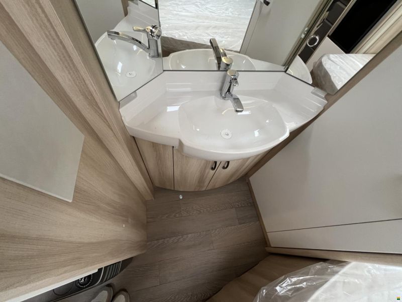 Hobby 540 KMFe De Luxe