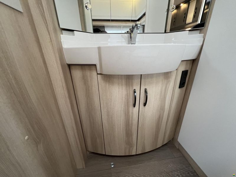 Hobby 540 KMFe De Luxe