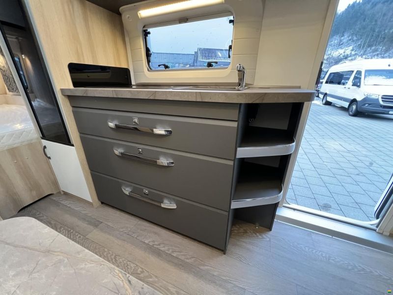 Hobby 540 KMFe De Luxe (O30)