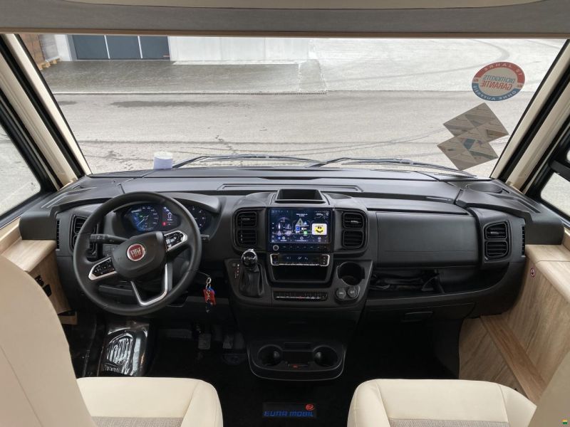 Eura Mobil Integra Line IL 695 LF