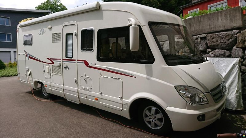 Mercedes Benz PILOTE "Le Voyageur"