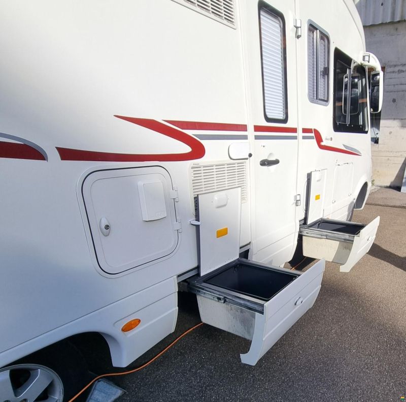 Mercedes Benz PILOTE "Le Voyageur"