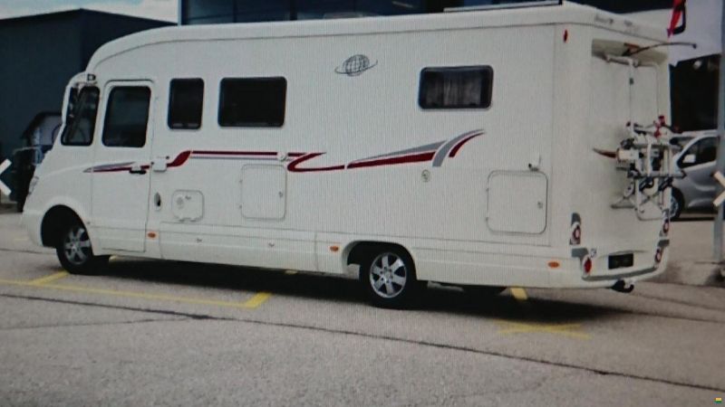 Mercedes Benz PILOTE "Le Voyageur"