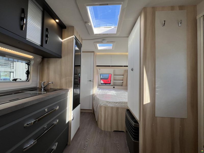 Hobby 460 UFe De Luxe (O03)