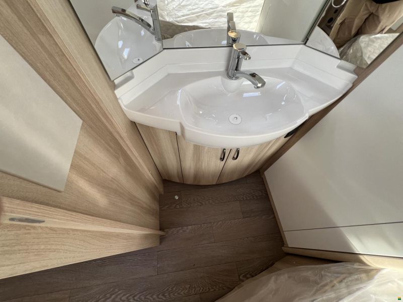 Hobby 460 UFe De Luxe (O03)