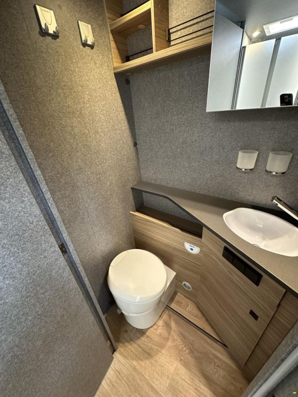 Dethleffs Trend T 7057 EB