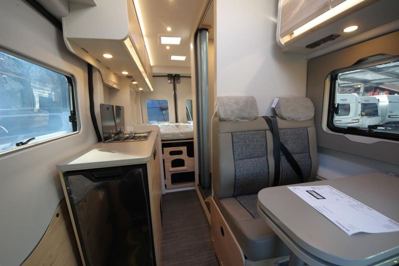 Dethleffs Globetrail 590 DK Classic Ford