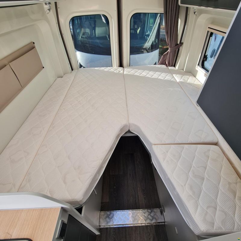 Font Vendôme Forty Van Duo 4x4