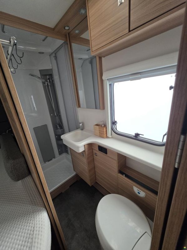 Dethleffs Camper 730 FKR