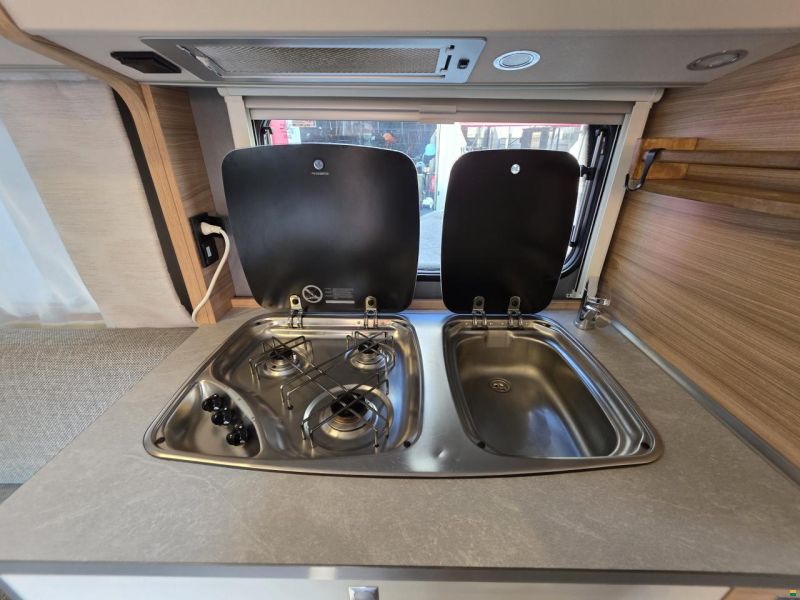 Dethleffs Camper 730 FKR
