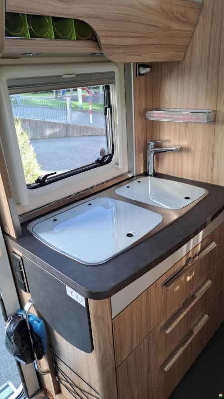 Hymer EXIS-I 588