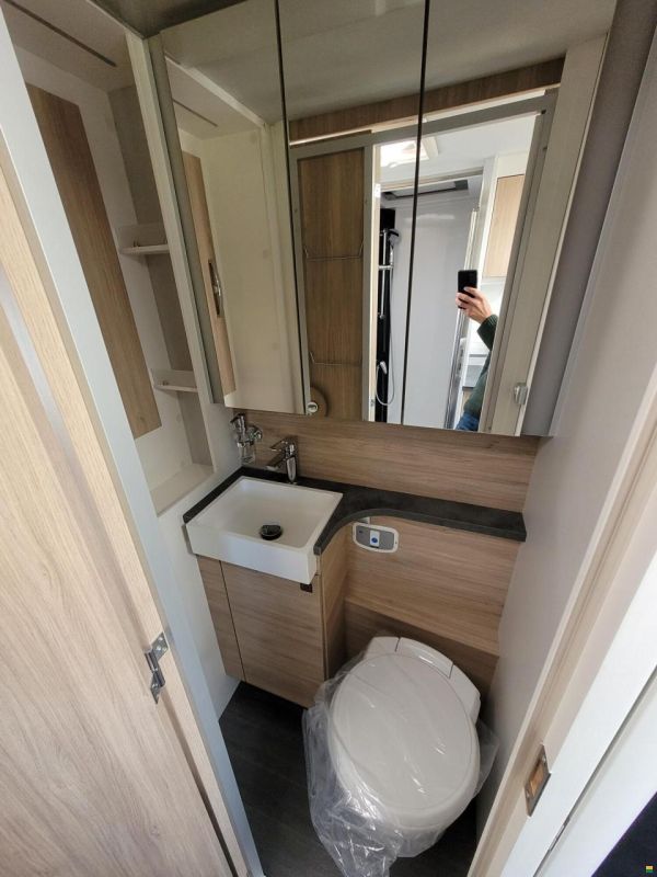 Frankia I 680 SG F-Line