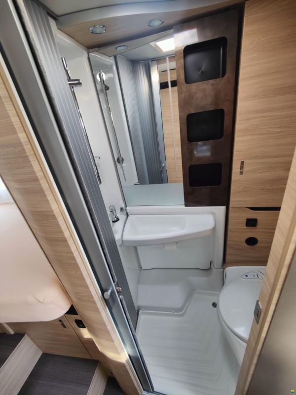 Knaus Van TI Plus 650 MEG Plat. Selec.