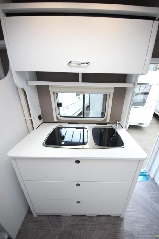 Dethleffs c´go up 525 KR