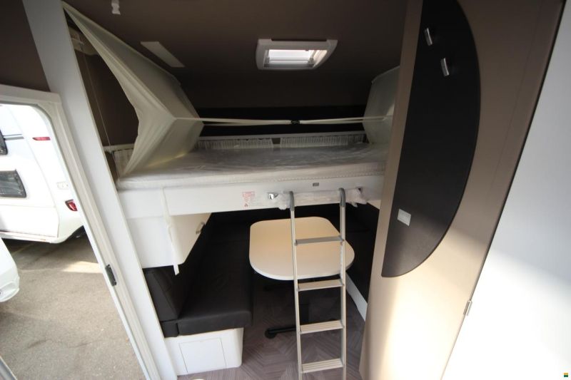 Dethleffs c´go up 525 KR