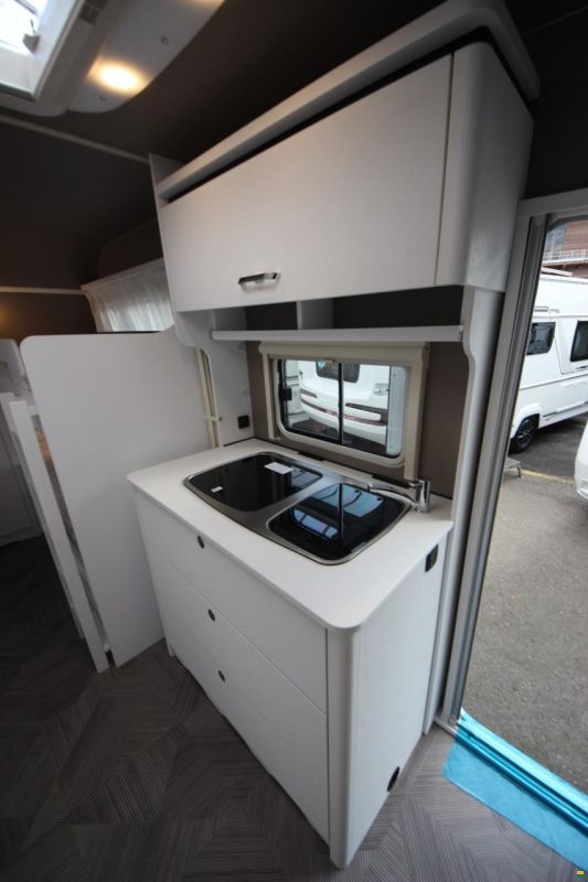 Dethleffs c´go up 525 KR