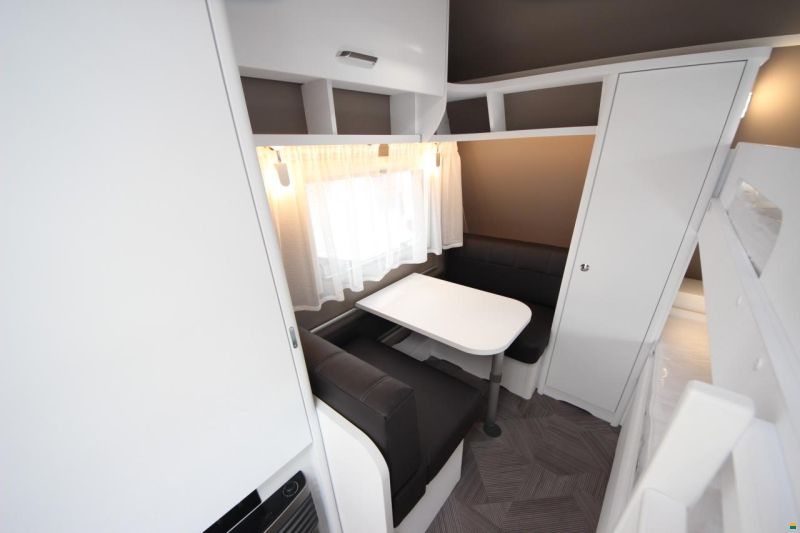 Dethleffs c´go up 525 KR