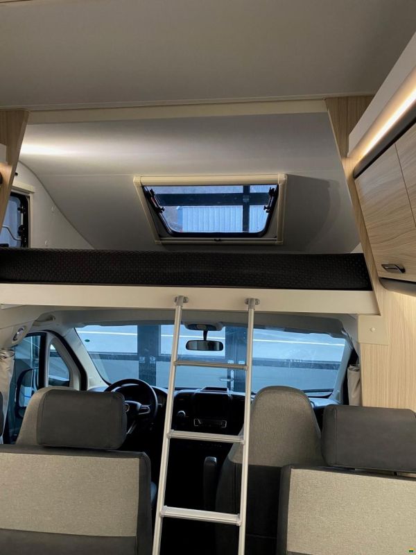 Adria SUNLIVING A 70DK