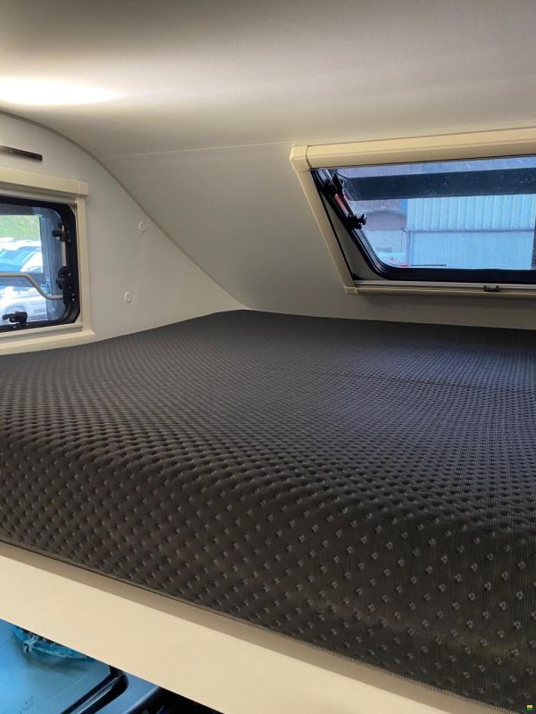 Adria SUNLIVING A 70DK