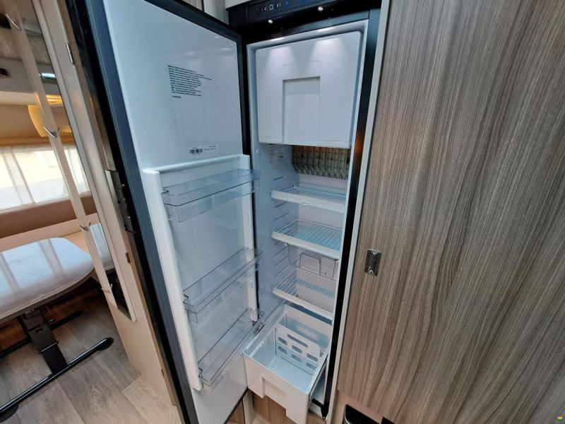 Bürstner Averso Plus 520 TL