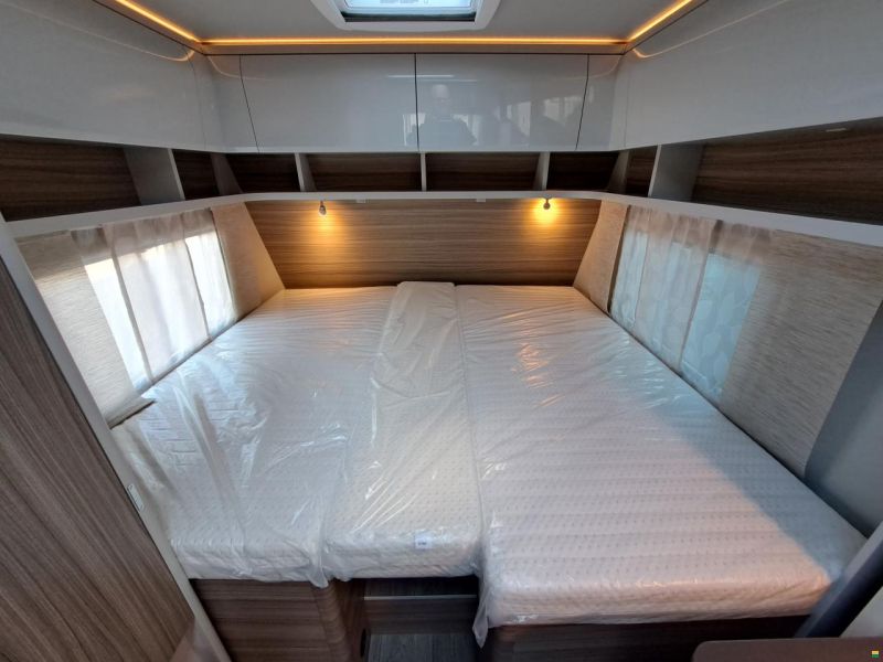 Bürstner Averso Plus 520 TL