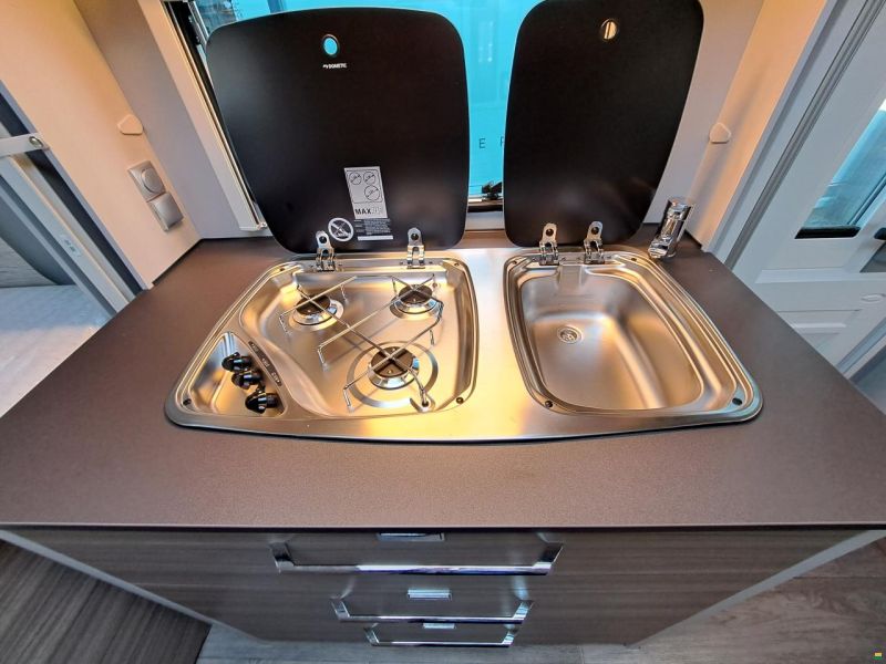 Bürstner Averso Plus 520 TL