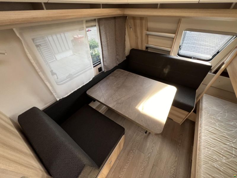 Hobby 515 UHK De Luxe (O15)