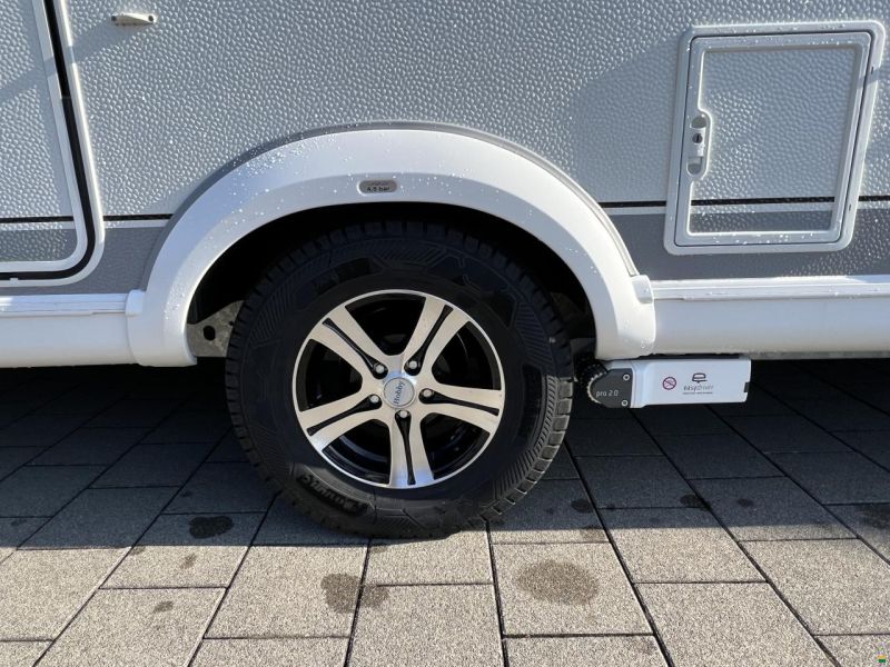 Hobby 515 UHK De Luxe (O15)