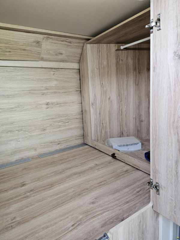 Eura Mobil Integra Line 695 LF