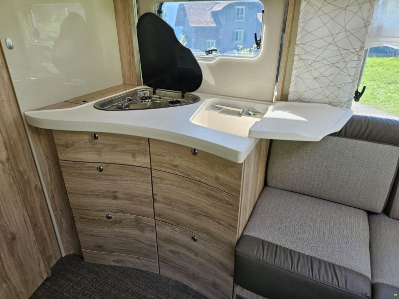 Eura Mobil Integra Line 695 LF