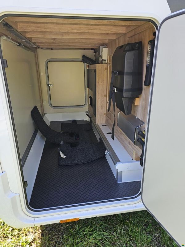 Eura Mobil Integra Line 695 LF