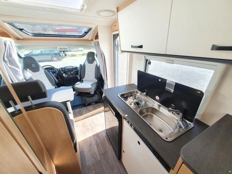 Sunlight V66 Adventure Edition mit Einzelbett