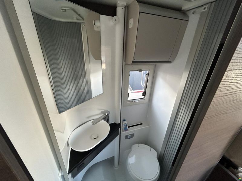 Adria Coral Supreme MB 650 SL