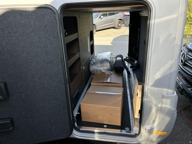 Adria Coral Supreme MB 650 SL