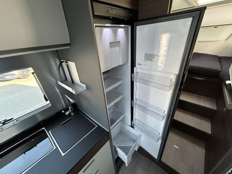 Adria Coral Supreme MB 650 SL