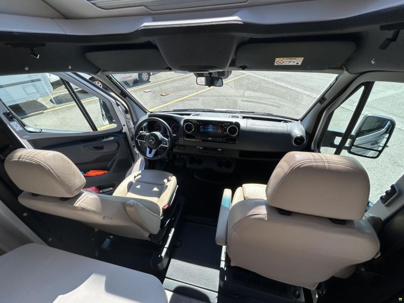 Adria Coral Supreme MB 650 SL
