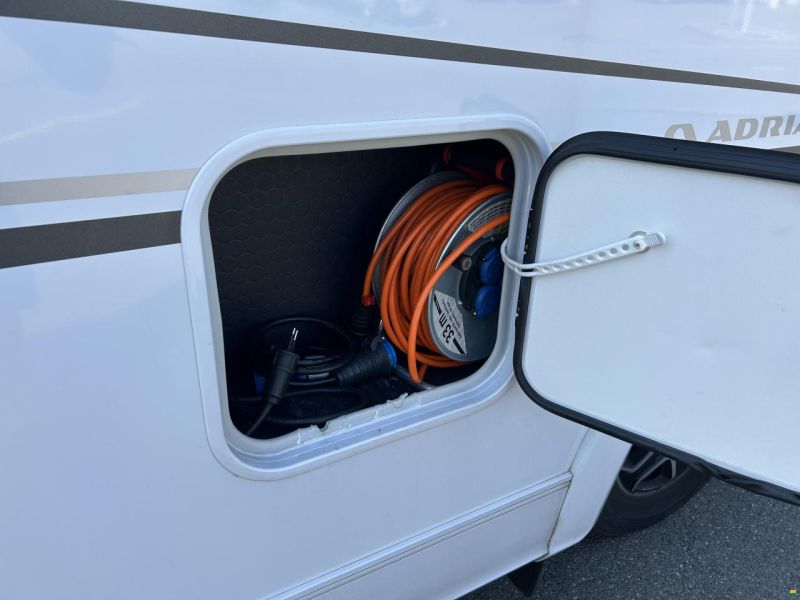 Adria Sonic Plus I600 SL