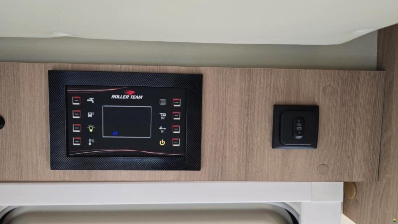 Roller Team AUTO ROLLER KRONOS 264 TL 2,0 TDCI FORD